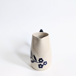 Pichet branche fleurie 2